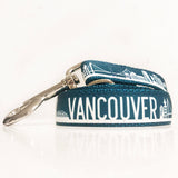 The vancouver leash from Bone and Bred in teal and silver